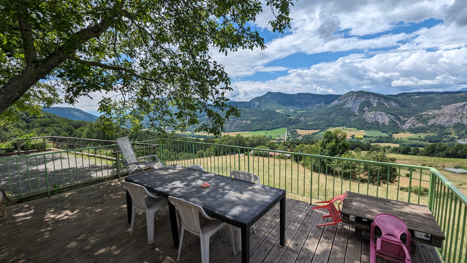 Terrasse du Gîte des Martinets
